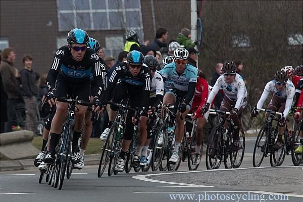Team Sky's riders set up the win for Mark Cavendish