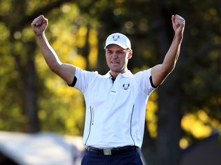 Martin Kaymer celebrates holing the winning putt at the Ryder Cup