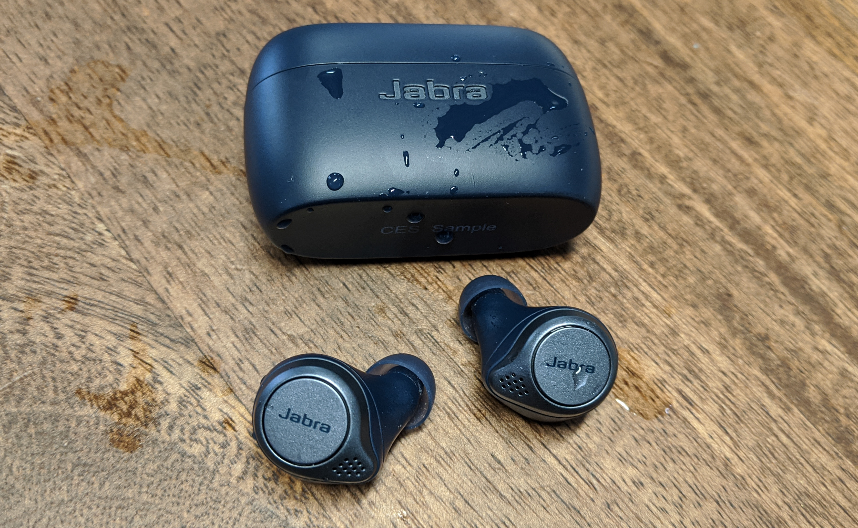 Best noise-cancelling earbuds: Jabra Elite Active 75t