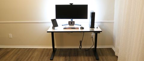 UPLIFT V2 Standing Desk review