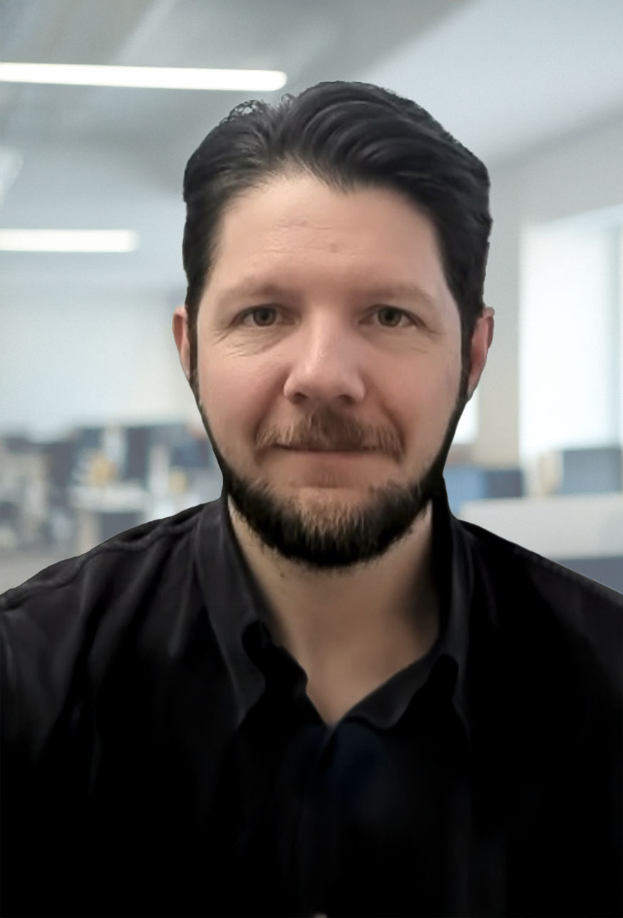 Headshot of Alex Dunfey.
