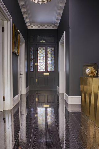 a gloss hallway flooring idea