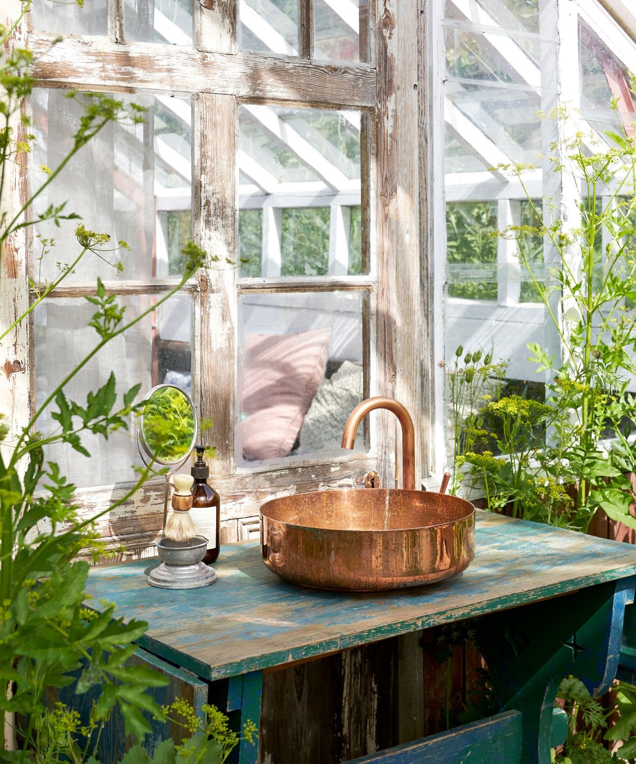 Outdoor sink ideas: 10 ways to add one to your cook space | Homes and Gardens