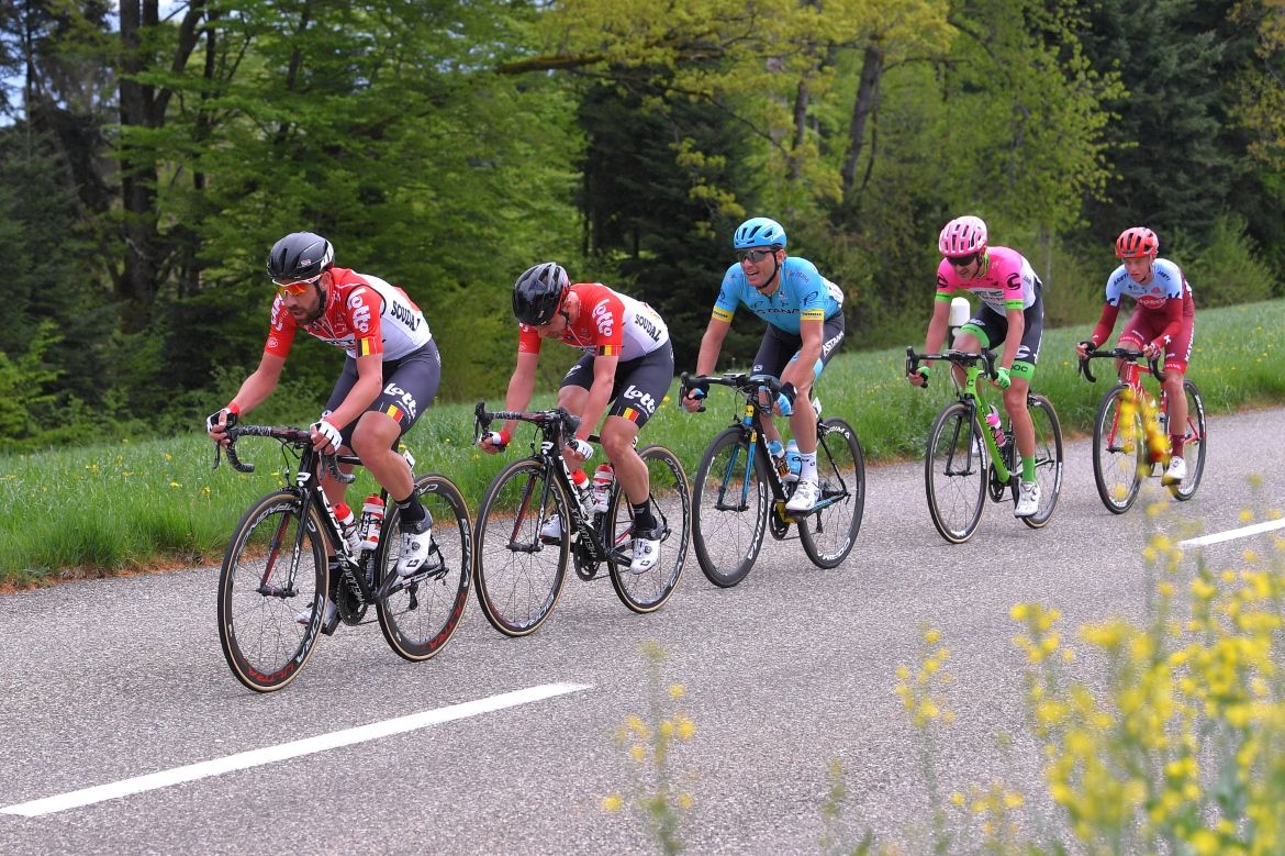 The breakaway on stage 2 of the Tour de Romandie was given a large lead