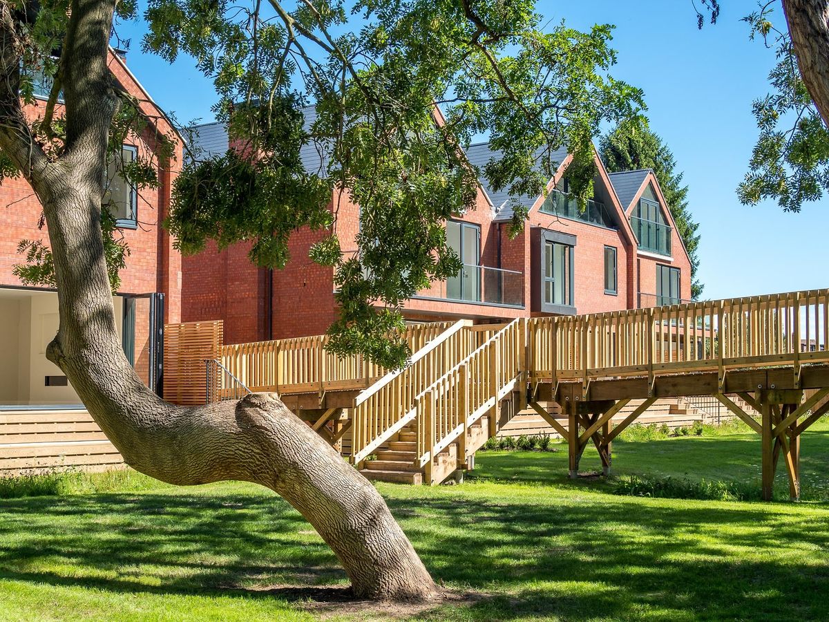 custom build flood resilient homes