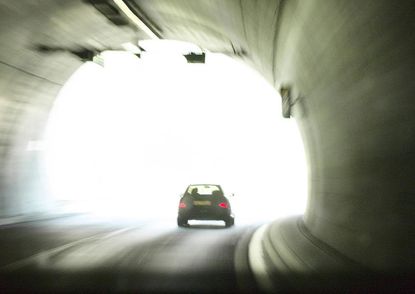 Here's proof that only passengers should hold their breath while passing through tunnels