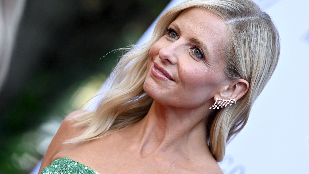 Sarah Michelle Gellar attends The Daily Front Row&#039;s 8th Annual Fashion Los Angeles Awards on April 28, 2024 in Beverly Hills, California.