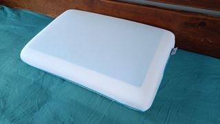 The Luff Sleep Mayfair cooling gel pillow is tested and reviewed on a bed with turquoise sheets