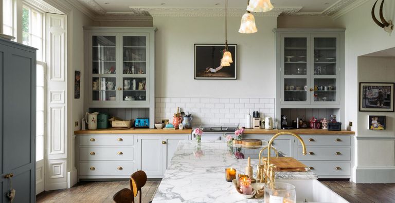 Light Grey Kitchen Walls With White Cabinets / Shades Of Neutral Gray