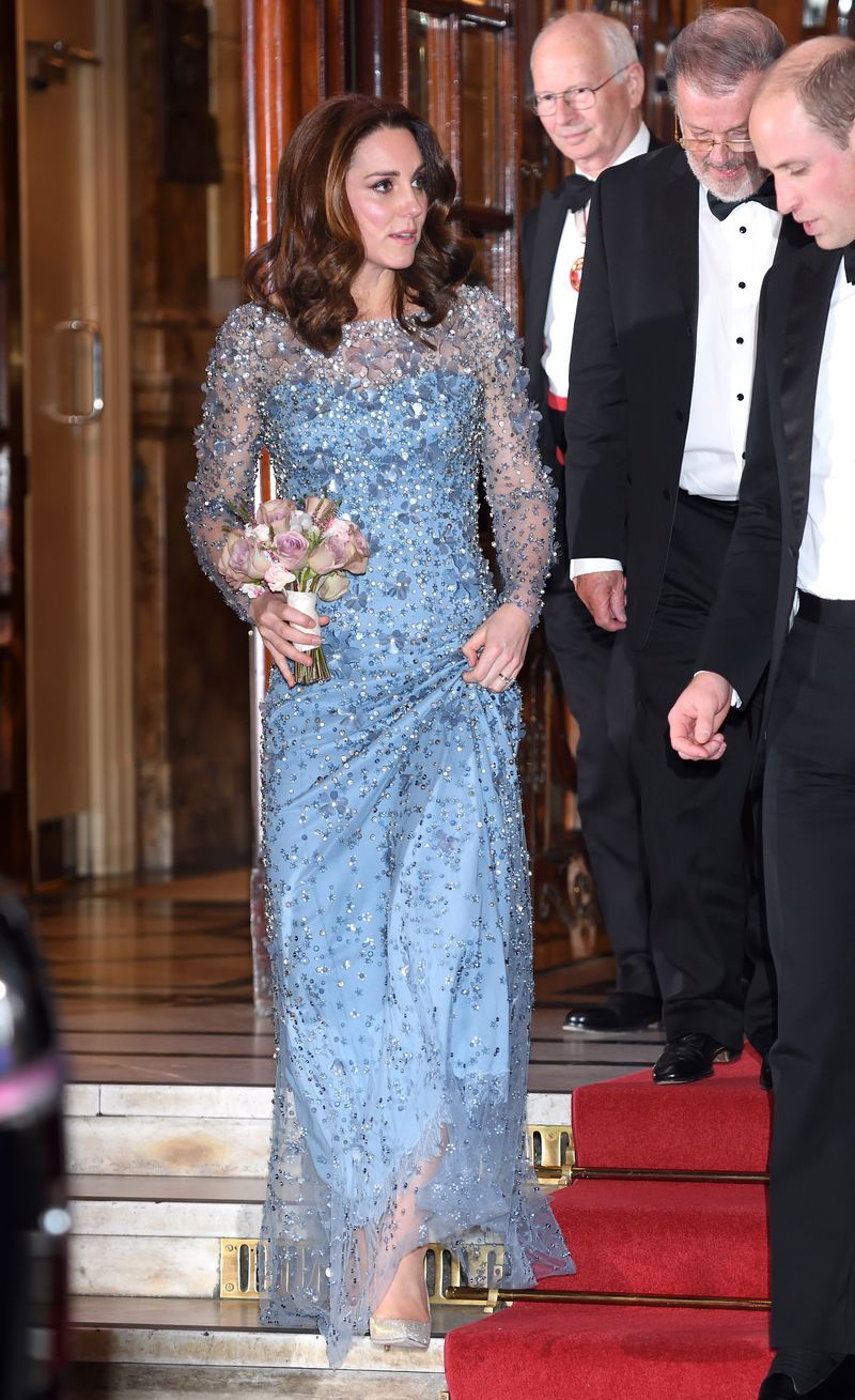Clothing, Dress, Suit, Formal wear, Event, Fashion, Gown, Carpet, Tuxedo, Red carpet,