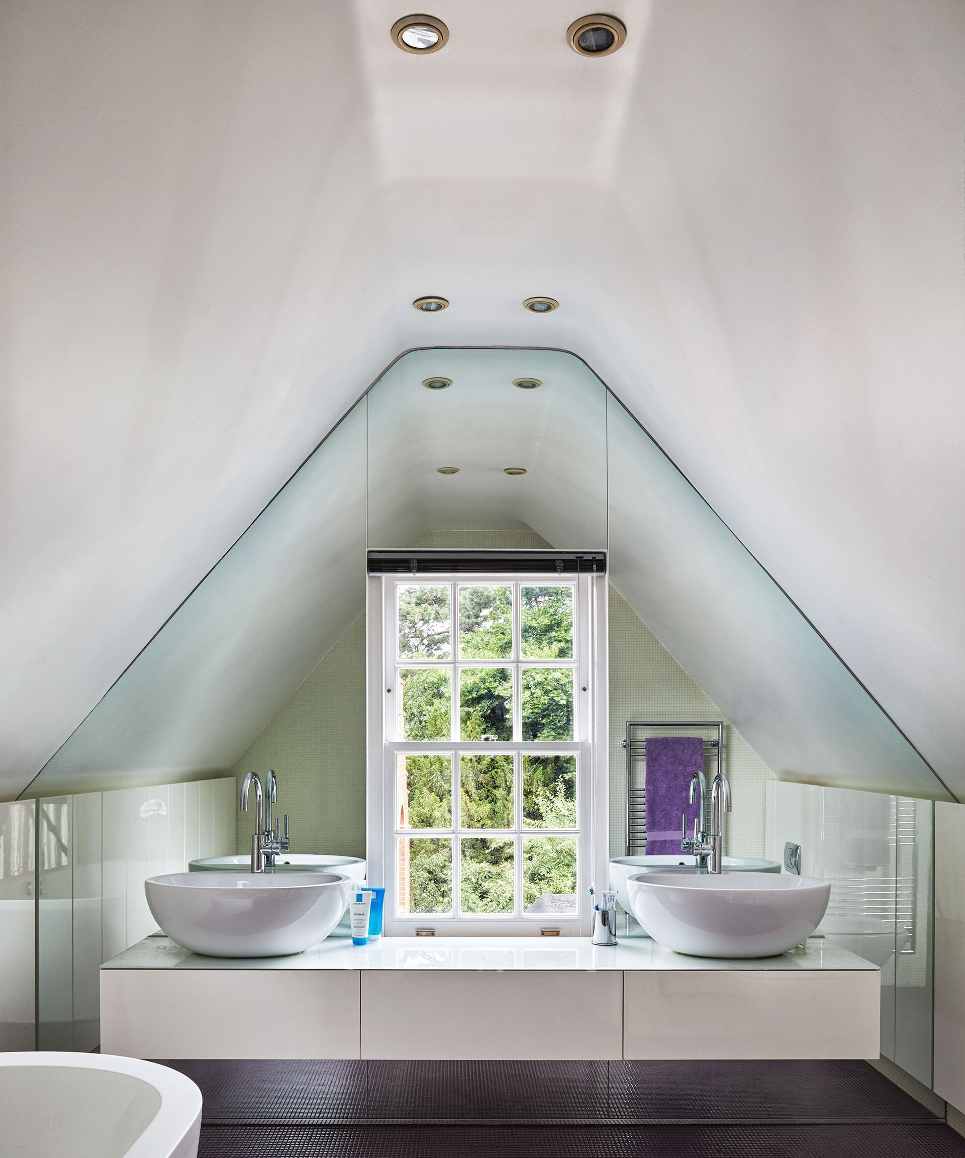 Bathroom ceiling lighting ideas