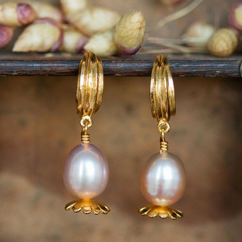 Kissing Seed Huggie Hoop Earrings with Pink Pearl Poppy Head Drop