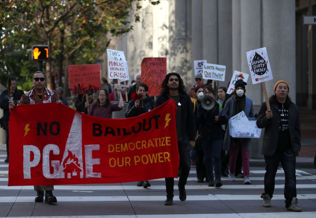 Protesters march against bailout of PG&amp;amp;E