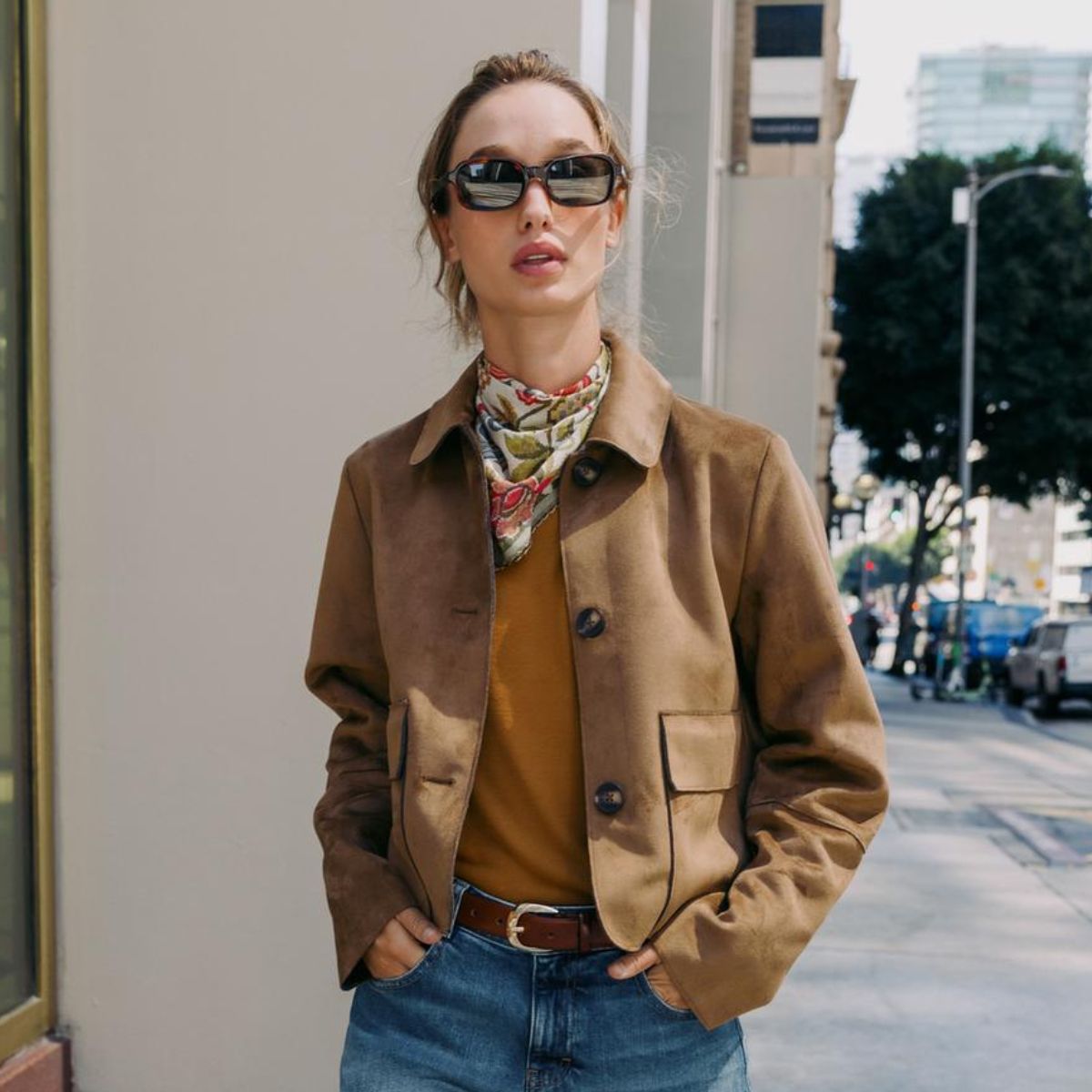 model wearing zara jacket
