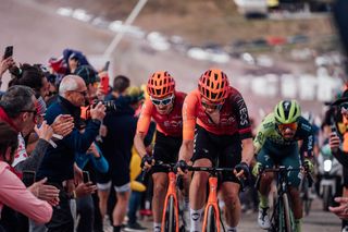 Picture by Zac Williams/SWpix.com - 19/05/2024 - Cycling - 2024 Giro d'Italia, Stage 15 - Manerba del Garda - Livingo (Mottolino) - Italy - Thymen Arensman, Ineos Grenadiers.