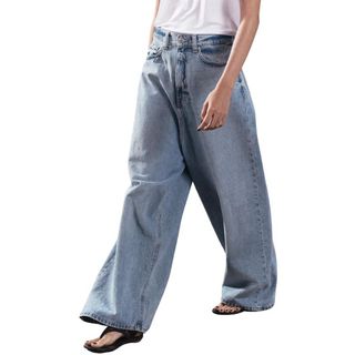 COLLECTION RELAXED FIT WIDE-LEG EXTRA-LONG MID-RISE JEANS