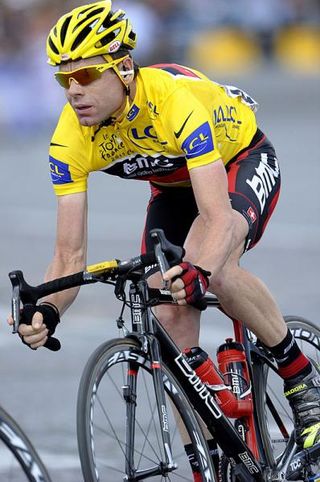 Cadel Evans (BMC) races to Paris