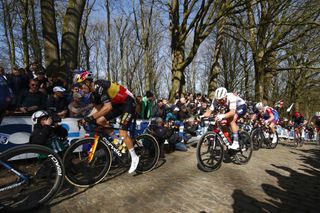 Gent Wevelgem 2022 - 84th Edition - Ypres - Wevelgem 248,8 km - 27/03/2022 - Kemmel - Wout Van Aert (BEL - Team Jumbo - Visma) - Mads Pedersen (DEN - Trek - Segafredo) - photo Luca Bettini/SprintCyclingAgencyÂ©2022