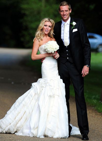 Abbey Clancy marries footballer Peter Crouch