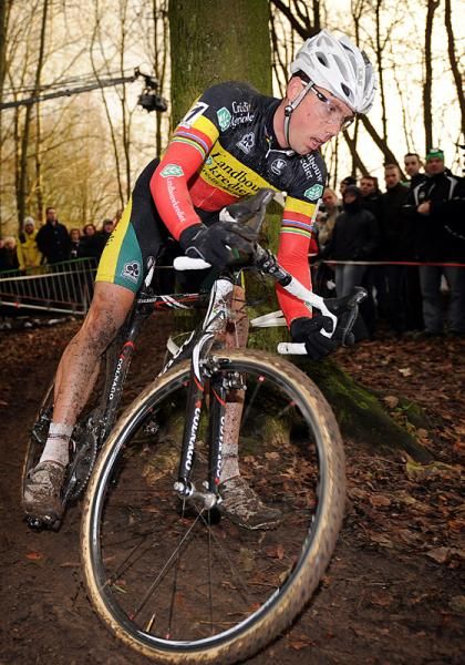 Nys powered through the technical sections.