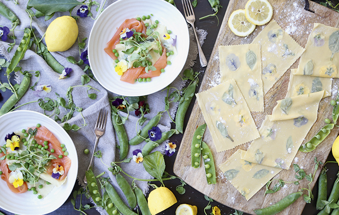 Basil and flower-pressed pasta with peas and salmon