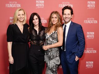 Lisa Kudrow, Courteney Cox, winner of the 'Artists Inspiration Award' Jennifer Aniston, and Paul Rudd attend SAG-AFTRA Foundation's 4th Annual Patron of the Artists Awards at Wallis Annenberg Center for the Performing Arts on November 07, 2019 in Beverly Hills, California.
