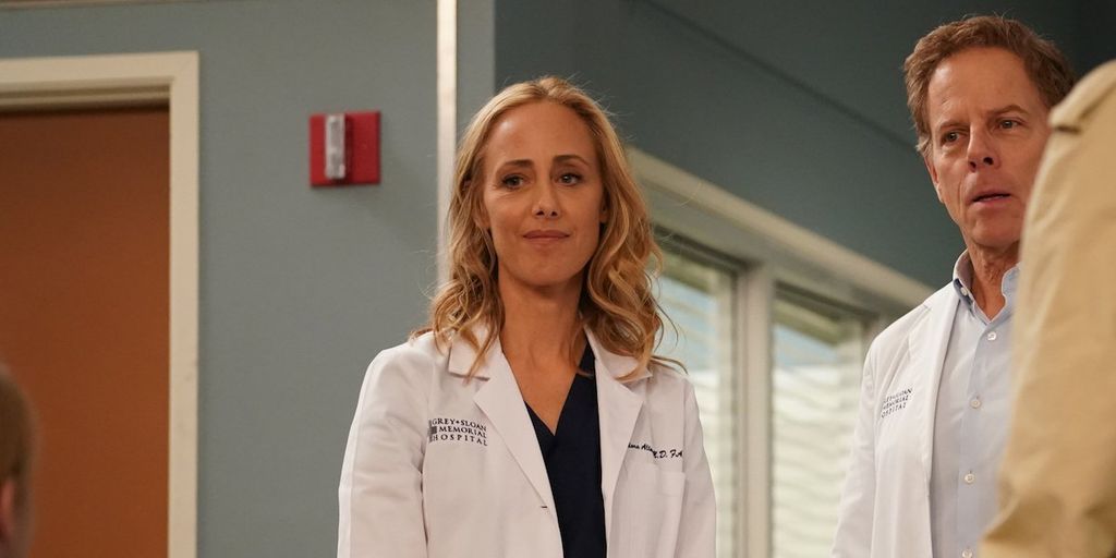 What Is Grey's Anatomy Doing With Teddy? | Cinemablend