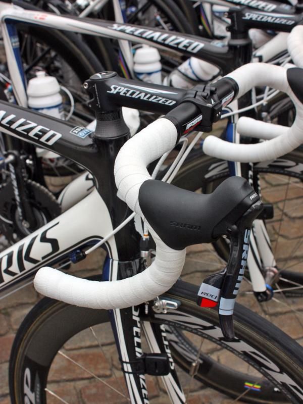 Saxo Bank hardman Jens Voight prefers FSA's semi-anatomic curve. All of the team's bars are wrapped with grippy Specialized Roubaix tape.