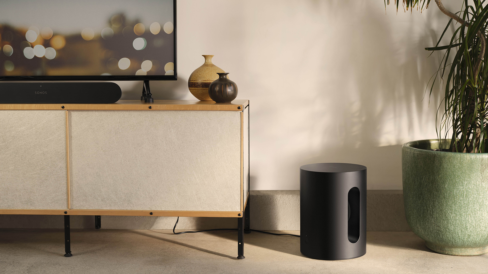 Sonos Sub Mini olohuoneessa