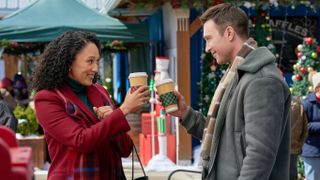 Tamera Mowry-Housley, Carlo Marks in Scouting for Christmas