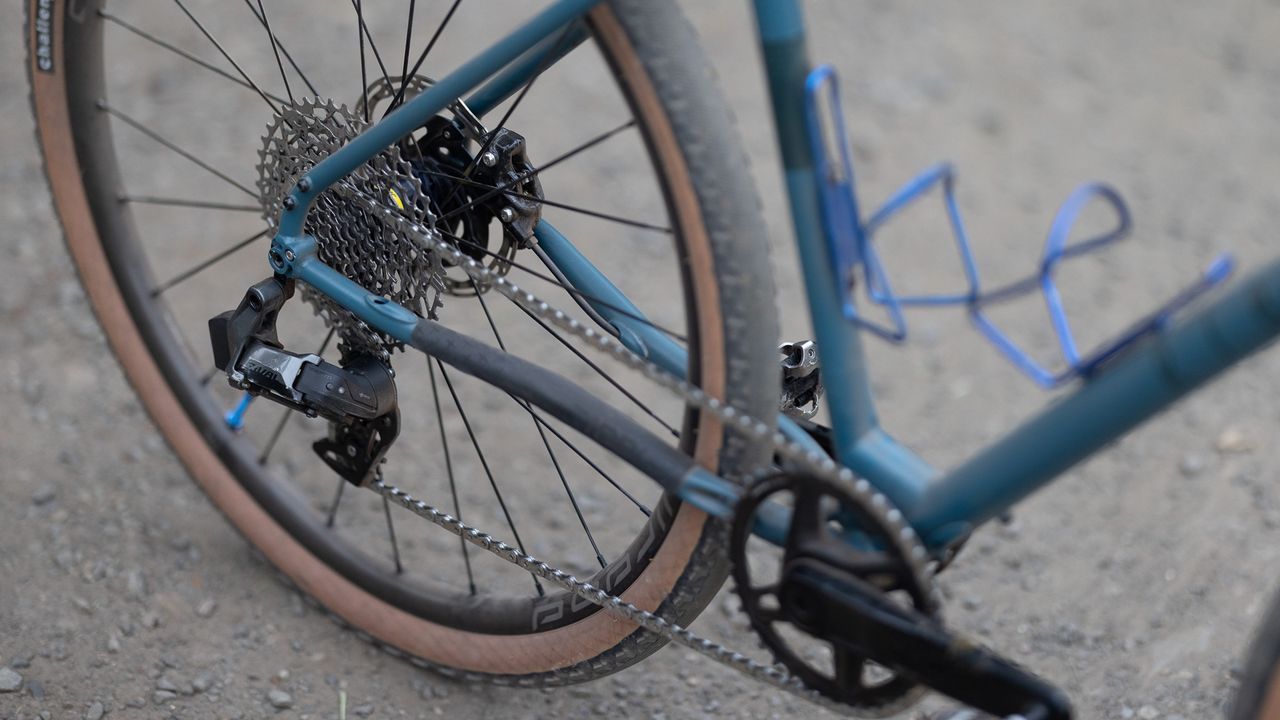 Ribble 725 gravel bike details