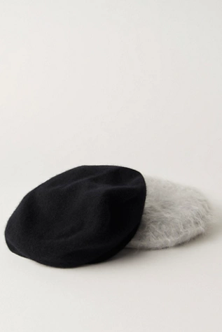 Chic Cashmere Beret