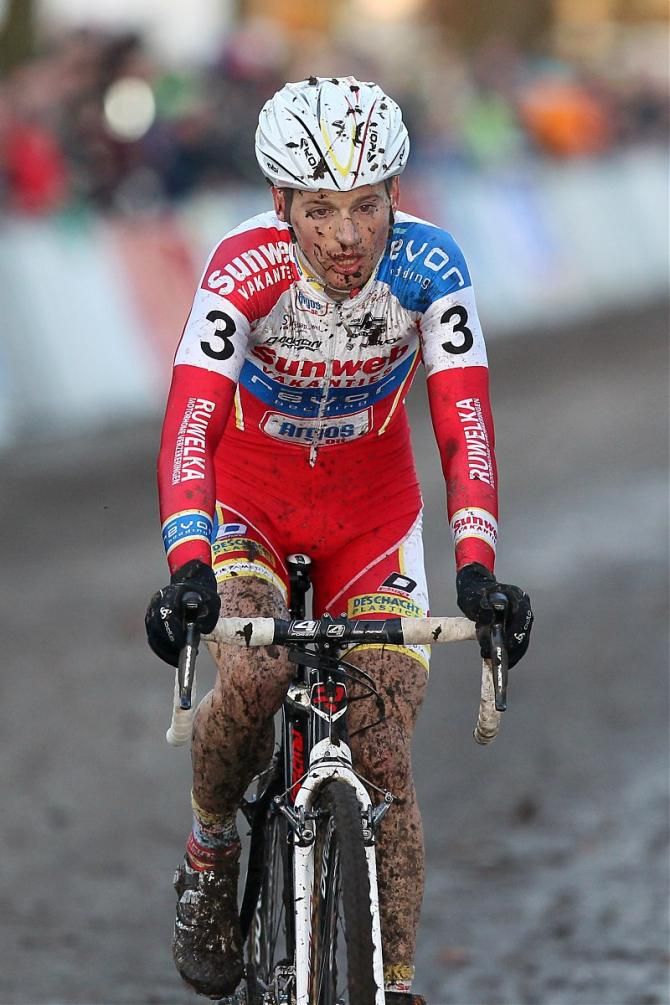 Kevin Pauwels (Sunweb-Revor) lost contact with Klaas Vantornout and Sven Nys late in the last lap and crossed the finish alone for third place.