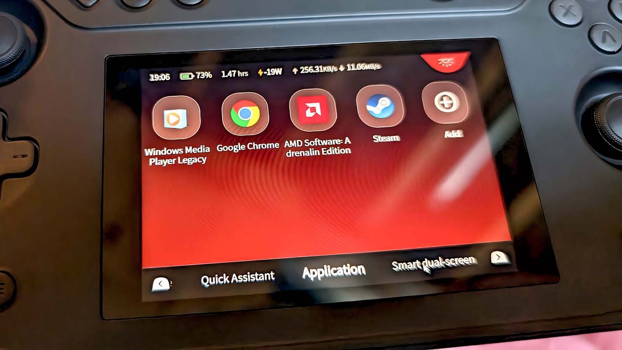 AYANEO Flip DS Applications tab on smaller screen.