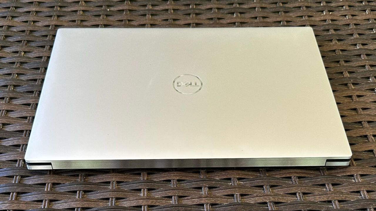 Dell XPS 15 (9530)