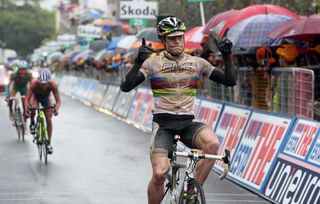 Cadel Evans (BMC Racing Team) wins what turned out to be an epic Giro stage