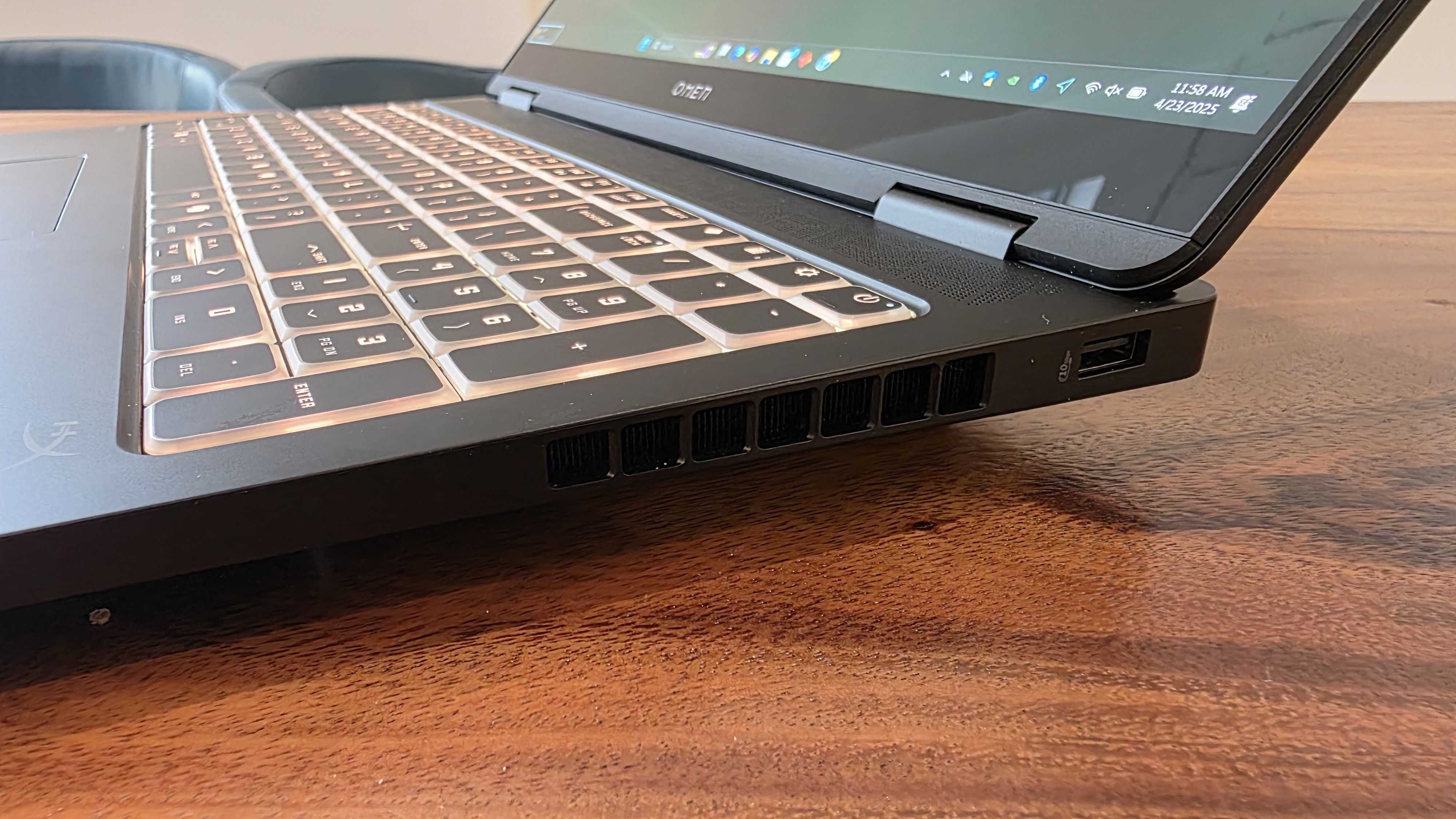 HP Omen Max 16