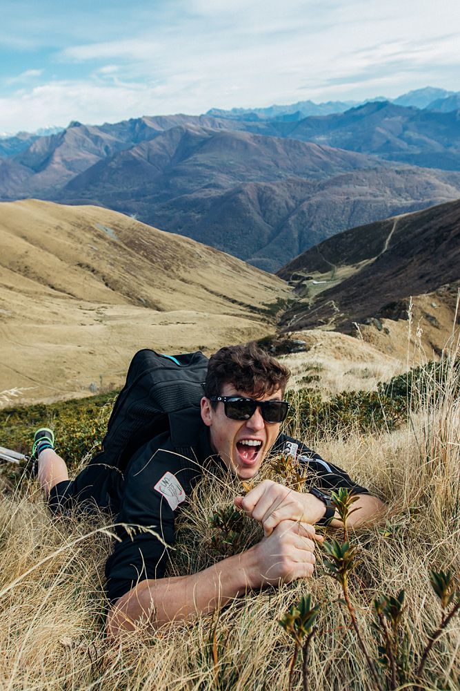 The team hikes on Monte Tamaro