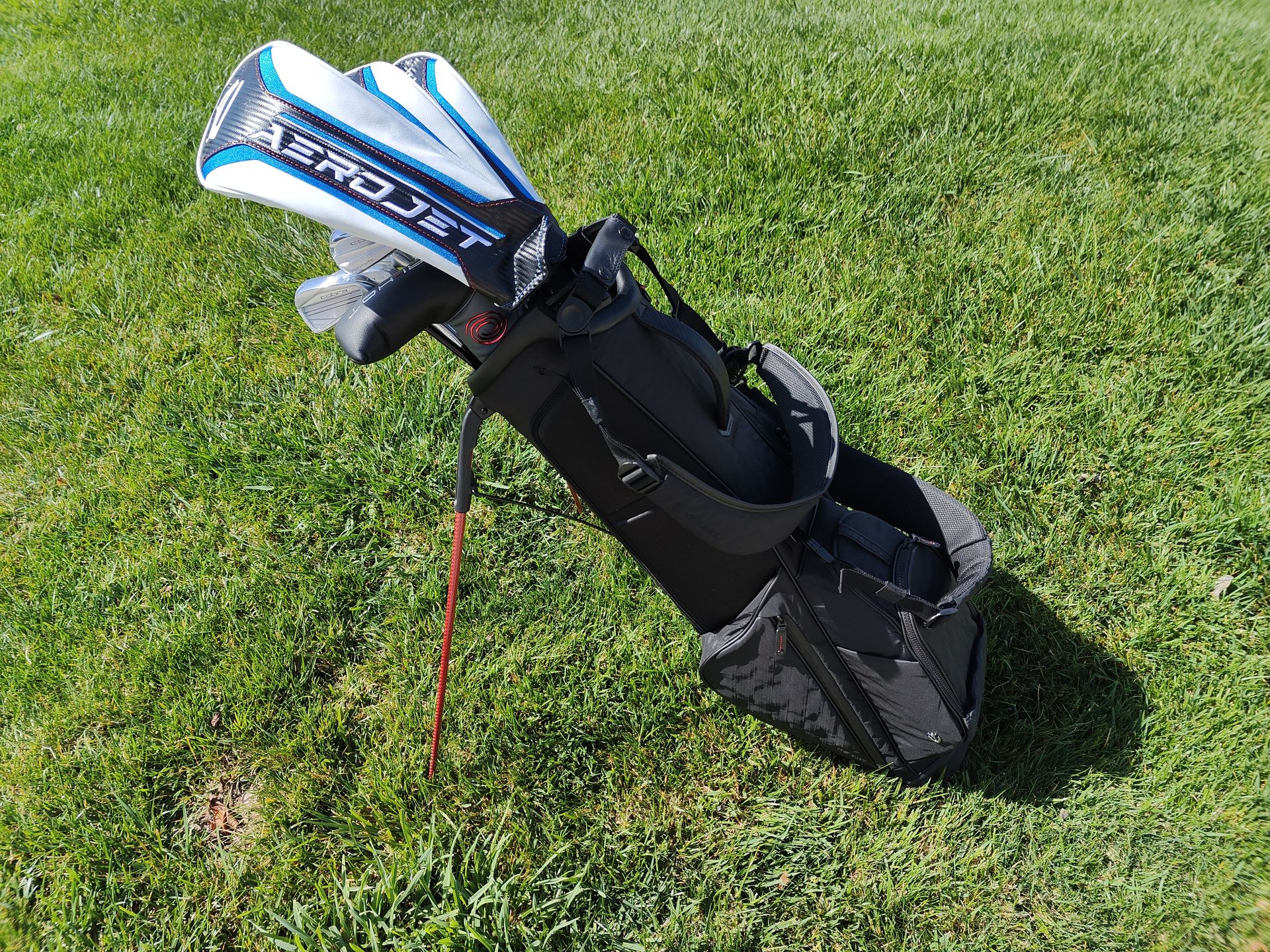 Vessel Sunday III DXR Stand Bag Review | Golf Monthly