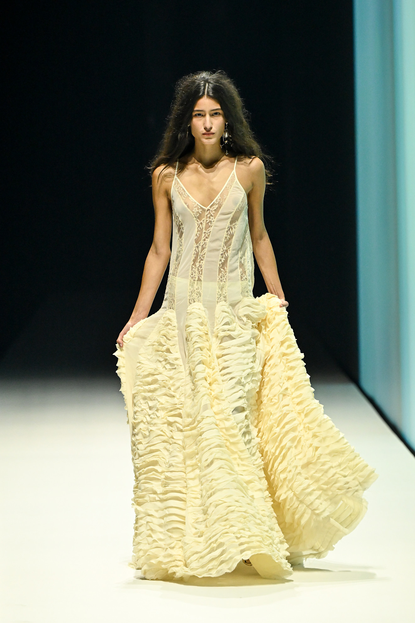 H&amp;amp;M fall/winter 2026 runway