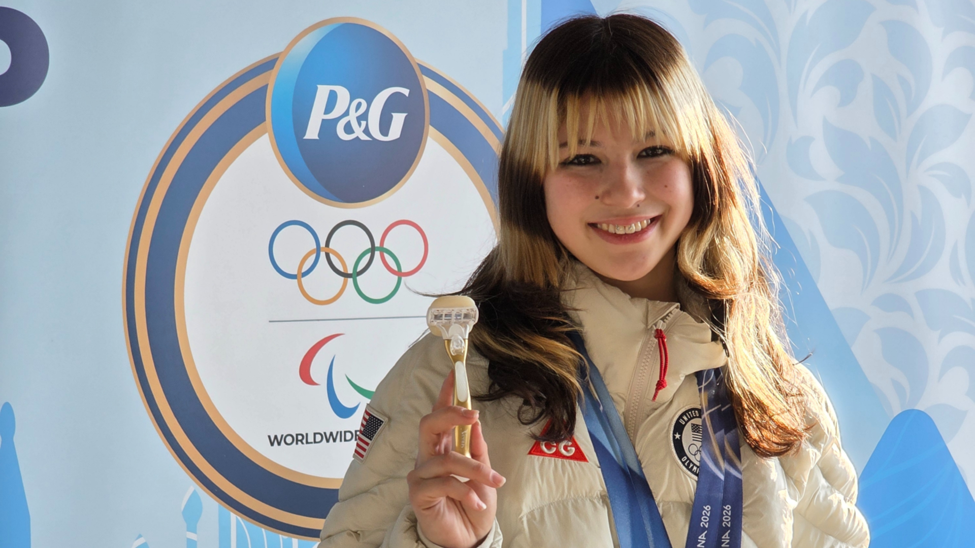 Alysia Liu partners with Venus razors