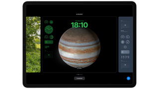 iPadOS 17 Lock Screen and Widgets
