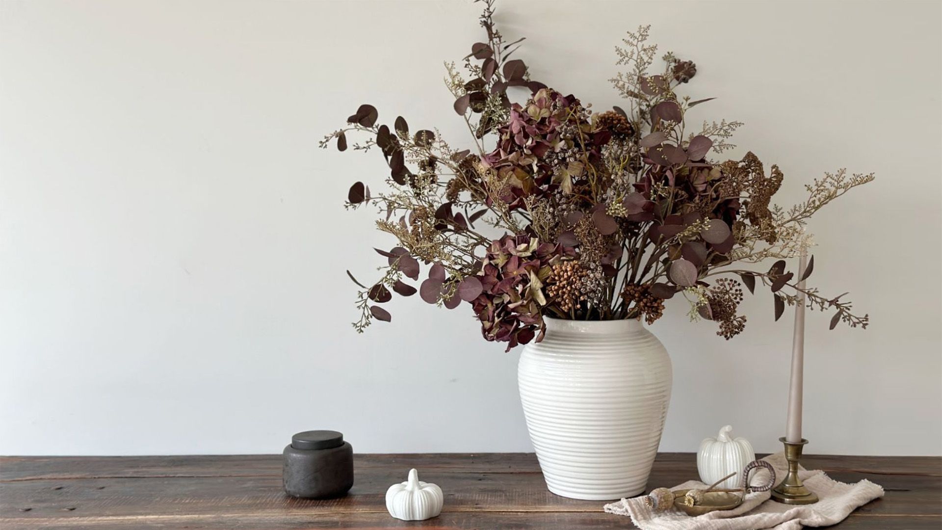 autum decor ideas autumnal faux arrangement