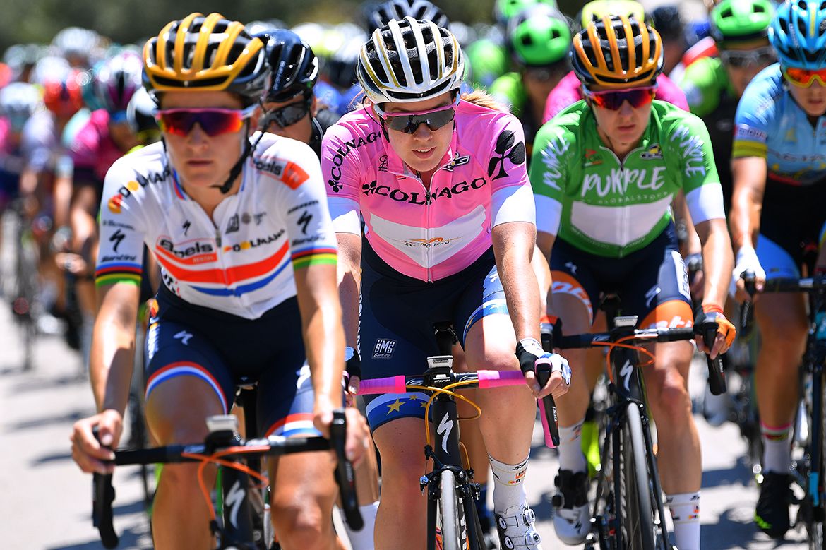 Lizzie Armitstead leads teammate Anna van der Breggen