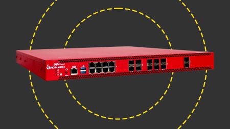The WatchGuard Firebox M4850 on the ITPro background