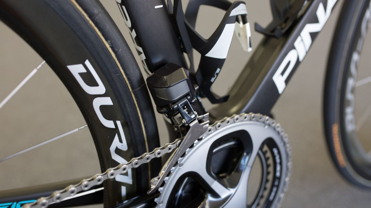 A closer look at the front mech