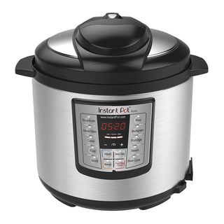 <p>Instant Pot Lux 6-in-1 V3 Cooker</p>