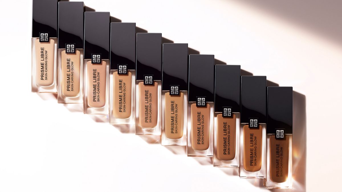 Givenchy Prisme Libre Foundation review: a dewy, fresh base for tired