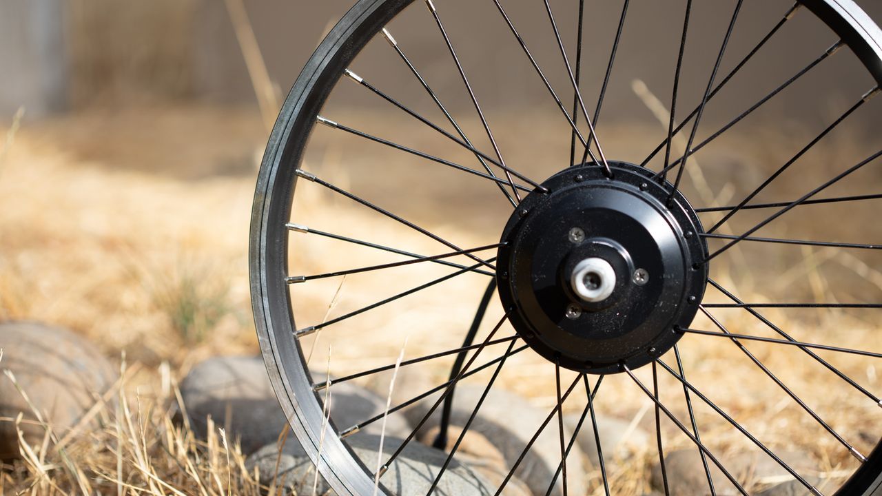 Swytch 2022 electric bike conversion 36 spoke 20 inch front wheel