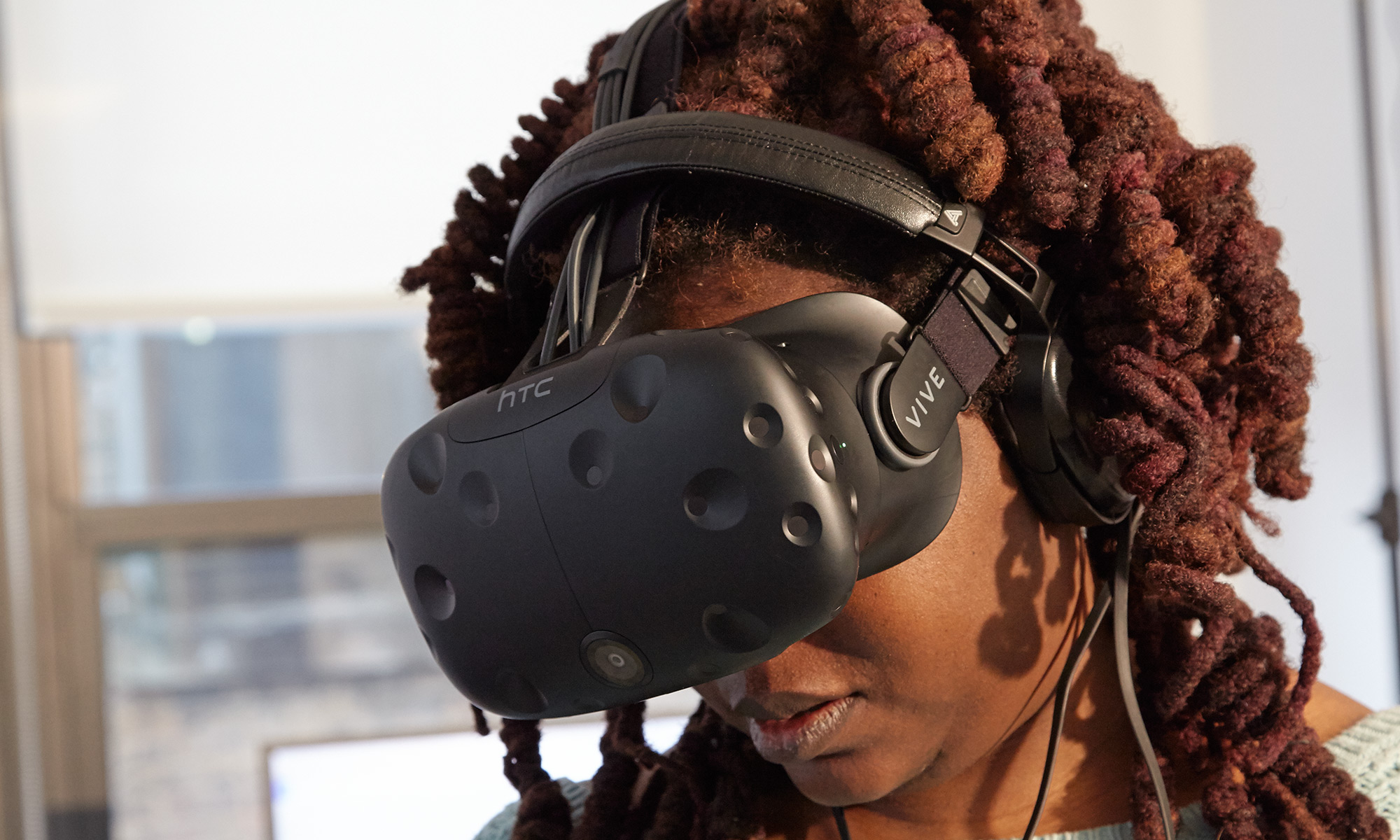 Bi sanger indlæg HTC Vive Review: The Cost of True VR Freedom | Tom's Guide